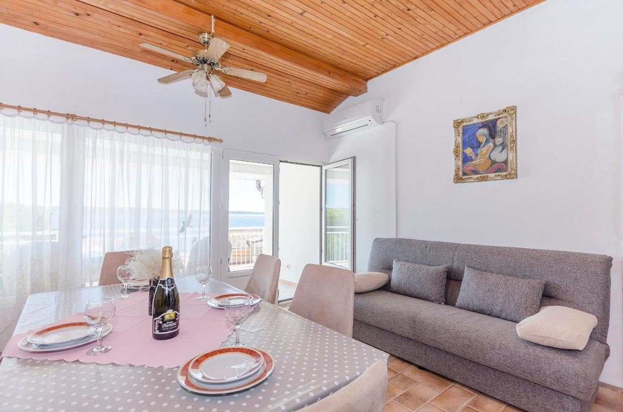 Apartments Zora Starigrad Paklenica Exterior foto